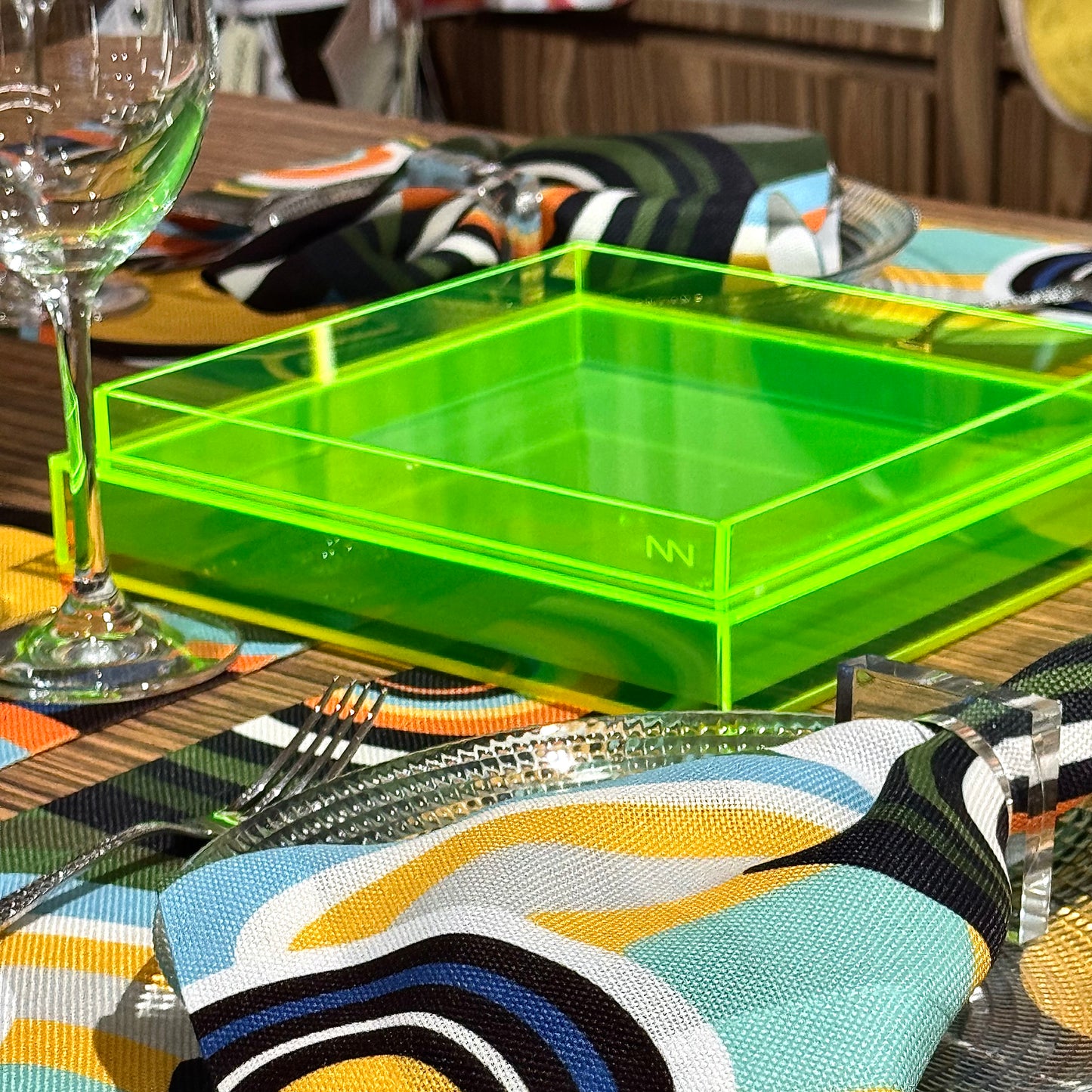 BOX-TRAY